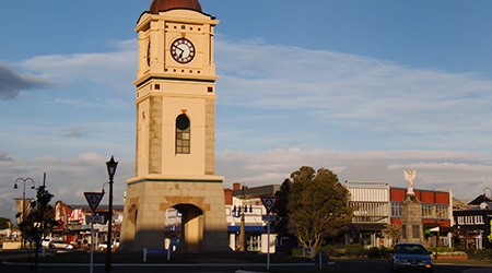 close accommodation to town centre, beside the clock tower